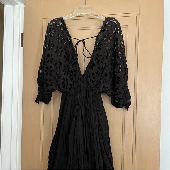 Free People Dress - Black - Deep V-Neck - Size Small - Picture 4 of 10